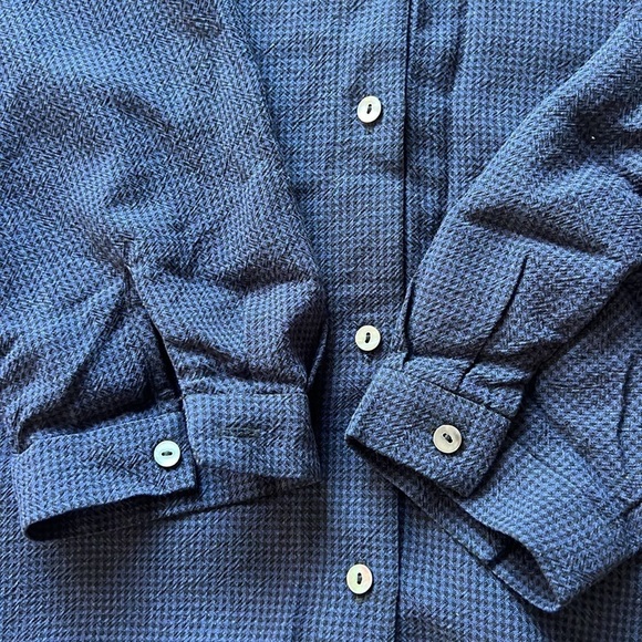 Eileen Fisher Mini Check Crepe Mandarin Collar Top Size Medium Navy and Black - Picture 6 of 6